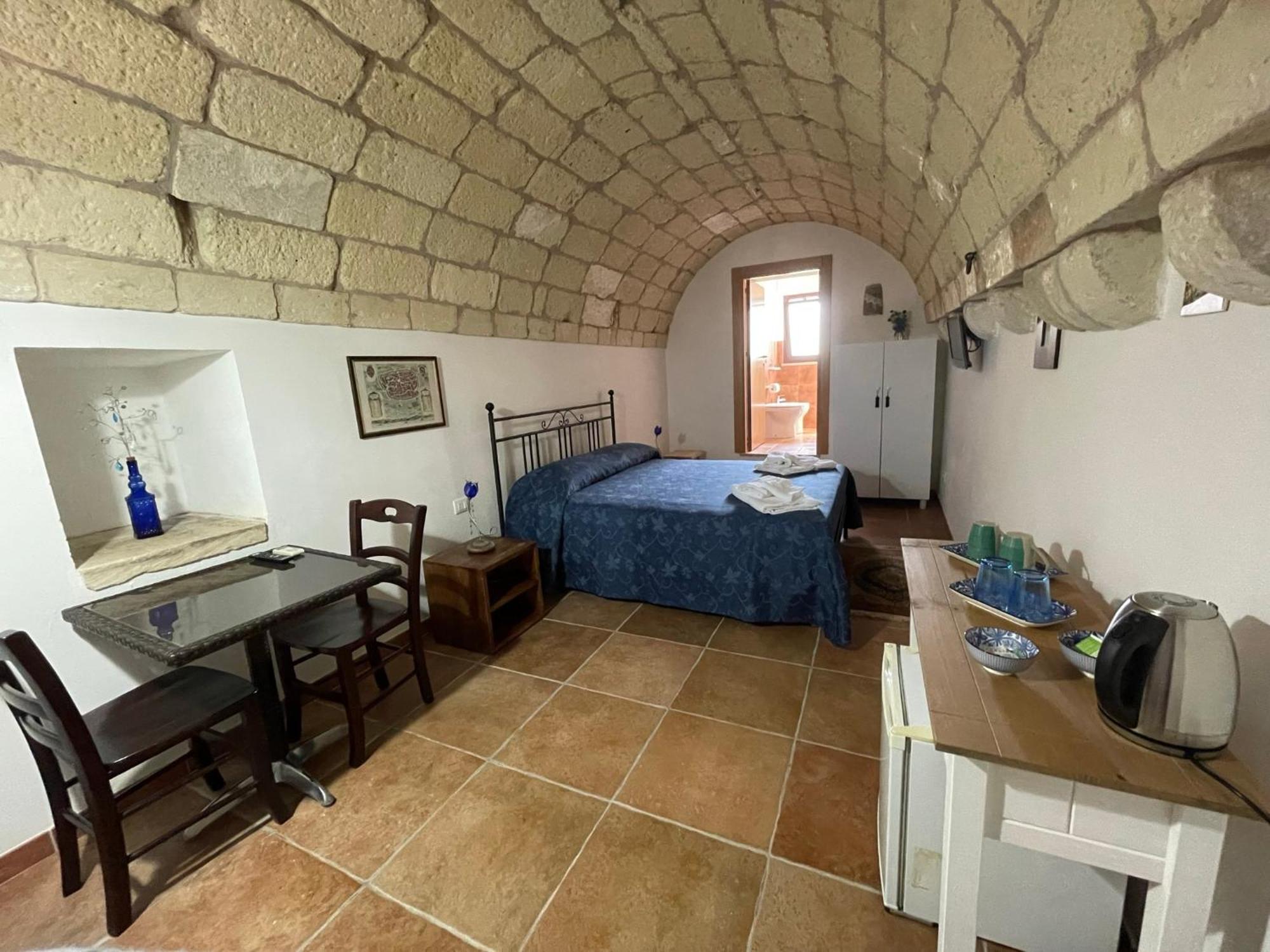 Agriturismo Masseria Saittole Carpignano Salentino Eksteriør billede