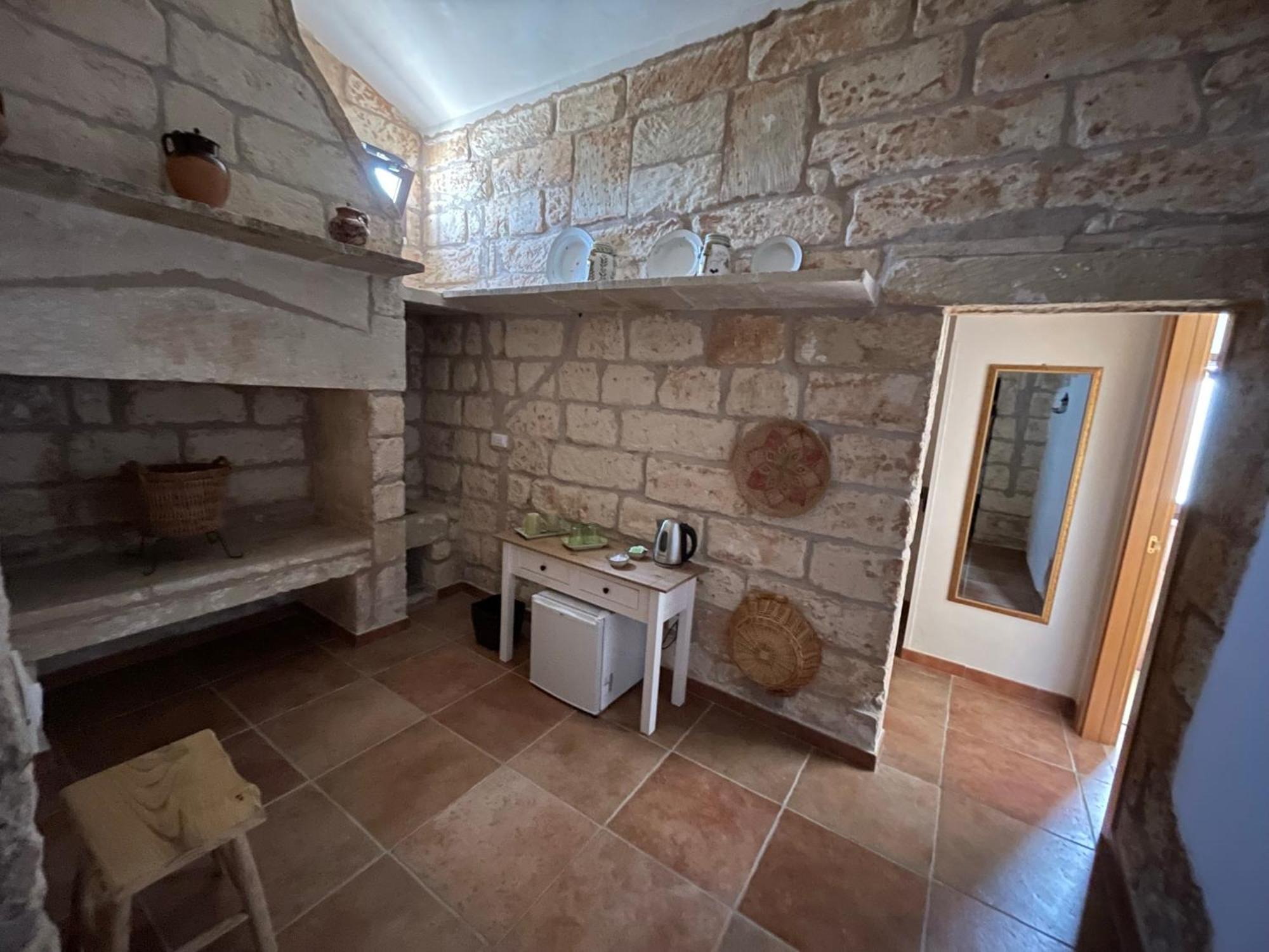 Agriturismo Masseria Saittole Carpignano Salentino Eksteriør billede